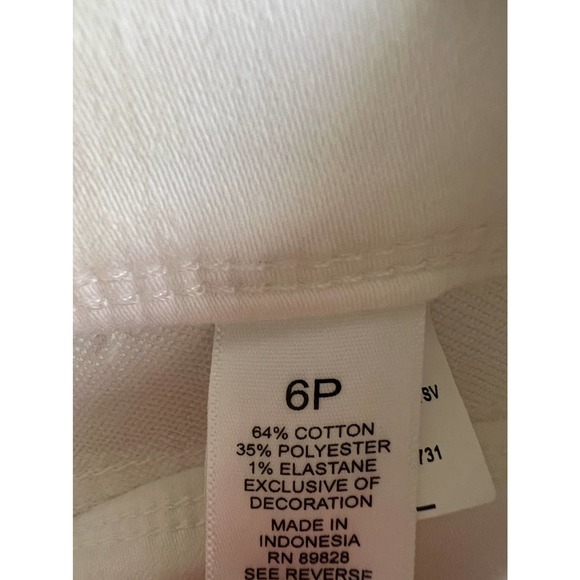 Martha Stewart White Jeans Stretch Waist band and pockets Size 6P Skinny - Picture 9 of 11
